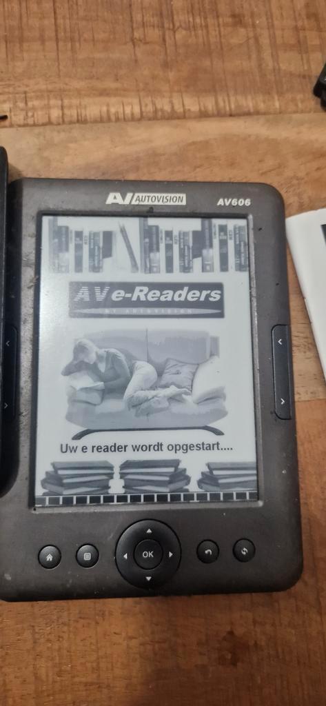 Autovision AV-606 E-Reader Book