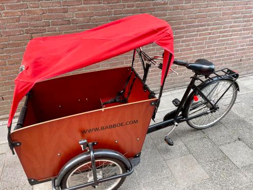 Babboe big bakfiets met accessoires.