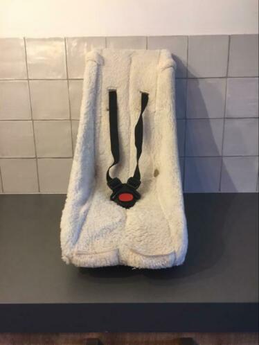 Baboo babyschaal 6maanden oud