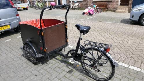 Bakfiets 7 versnellingen, regenkap en kussentjes