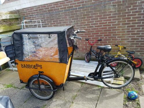 Bakfiets Babboe Big met huif 5 versnellingen voor 4 kinderen