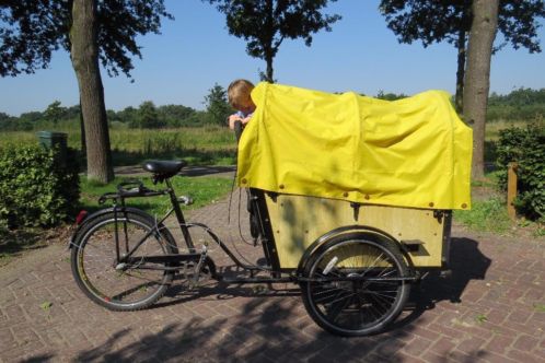 Bakfiets met huif