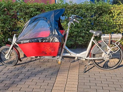 Bakfiets te koop.