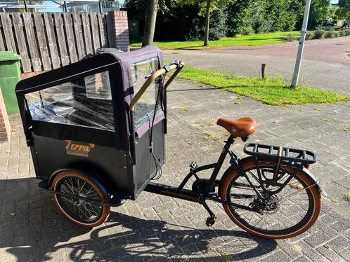 Bakfiets Terra met extras (1,5 jaar oud)