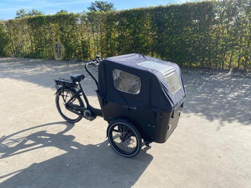 Bakfiets zwart Vogue Carry 3  babyzitje met hoes Z.G.A.N.