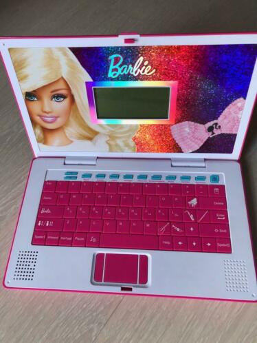 Barbie laptop, met leuke spelletjes.