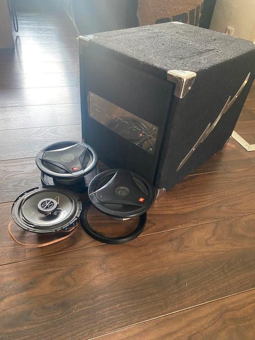 Bas box  speakers
