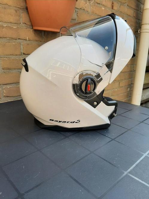 Bayard helm nauwelijks gebruikt