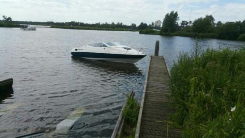 Bayliner 140PK Moet weg