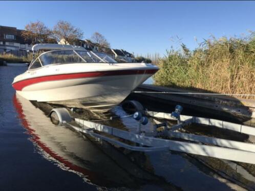 Bayliner 195LX Sport 4.3 2001 Gekeurde trailer.