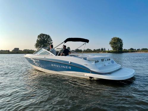 Bayliner 235 bouwjaar 2012 5.7l V8 Bravo 3