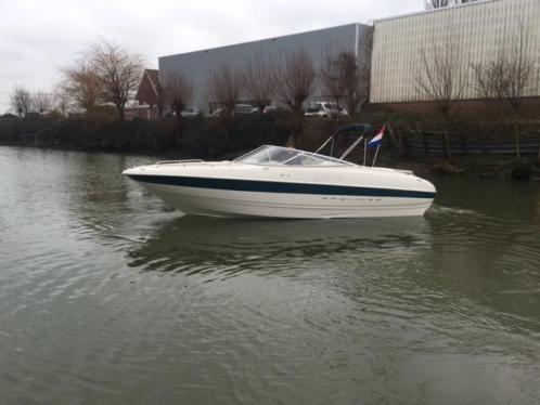 Bayliner 2350 Capri LX  Gloednieuwe Volkswagen DIESEL 165pk