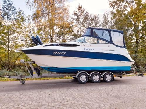 Bayliner 245 BJ2006 5.0MPI incl. Trailer bijna Nieuwstaat