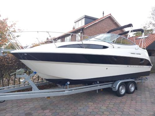 Bayliner 245 Black edition 2008 5.0mpi 260pk boegschroef, CE