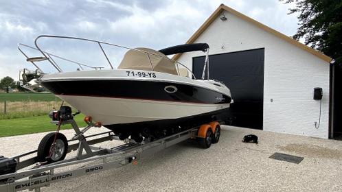 Bayliner Avanti 8     Consoleboot