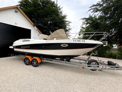 Bayliner Avanti 8        Speed- consoleboot