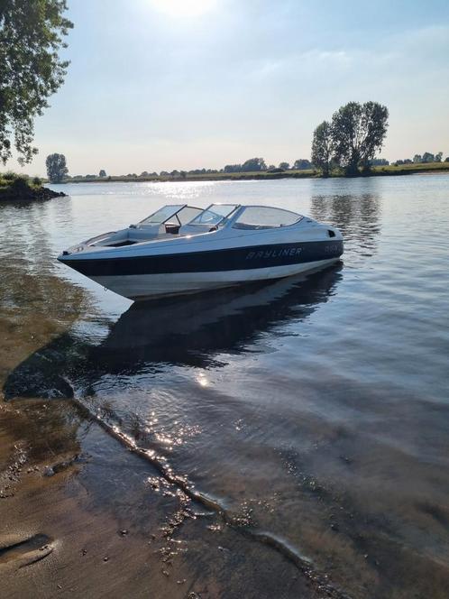 Bayliner capri 1850 speedboot 145 pk mercruiser