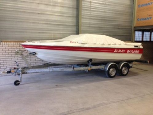 Bayliner Capri Bowrider 5.0 V8 incl. ZGAN Kalf trailer