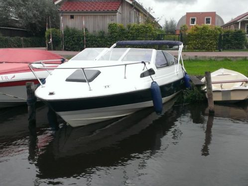 Bayliner Capri Cuddy 23 slaapplaatsen In prijs verlaagd