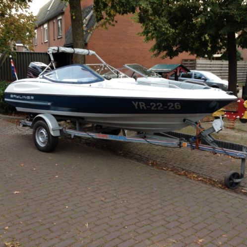 Bayliner capri met 90 pk force en trailer