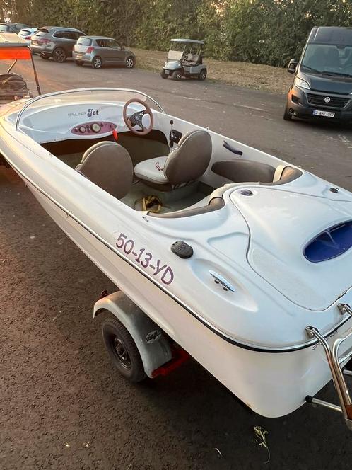 BAYLINER JET BOOTmercury 90pktrailer Loopt prima 50km