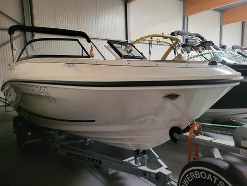 Bayliner VR6 Bowrider 250 pk Mercruiser op 2 as aanhangwagen