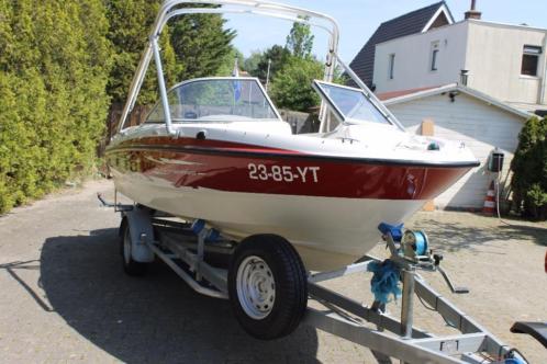 Bayliner185 bowrider fligth mercruiser 3.0L Trailer bj 2014