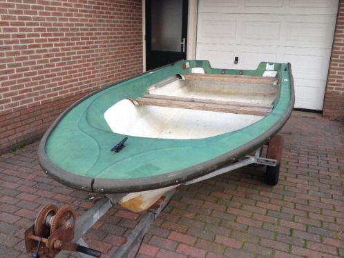 Beekman 330 toervisboot en Visboot Happy 290