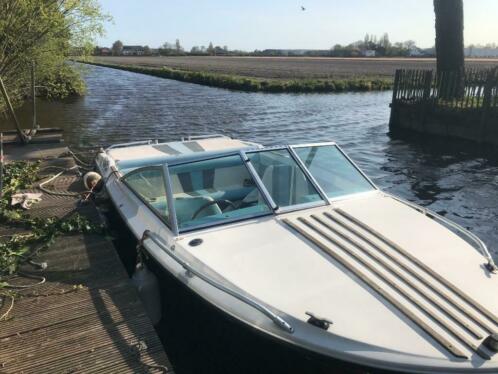 Beekman SABRE 520 - speedboot met 3.0ltr inboard Mercruiser