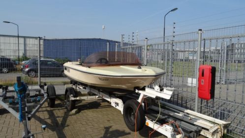 Beekman speedboot met trailer (zonder motor)