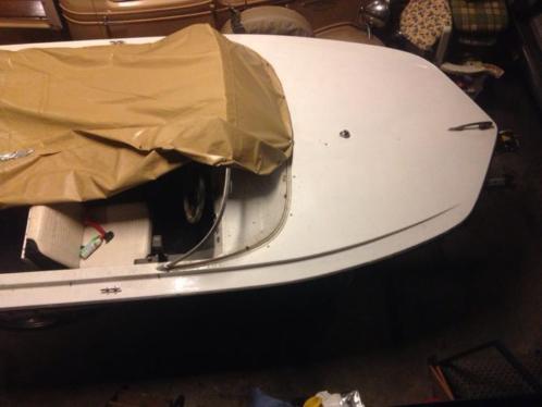 Beekman speedbootje met 35 PK Yamaha en trailer 