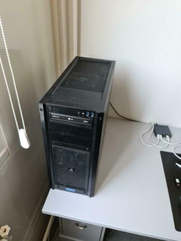 Beginners game pc i5 ddr3 met Lg 27inc ips wide led monitor