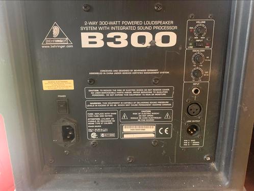 Behringer B300 actieve speakes. 2 weg 300 watt