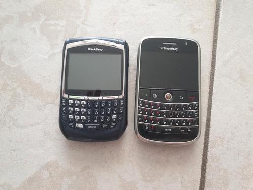 Beide Blackberry 8700 amp 9000 voor  10,-