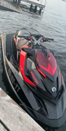 Ben op zoek naar een seadoo 260