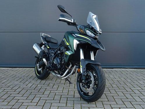 Benelli TRK 702 2023 NIEUW OP VOORRAAD TRK702