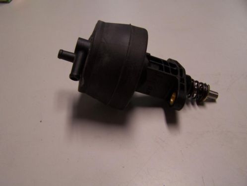 Benzinepomp Renault Clio 1.7 16V Bjr vanaf 051991