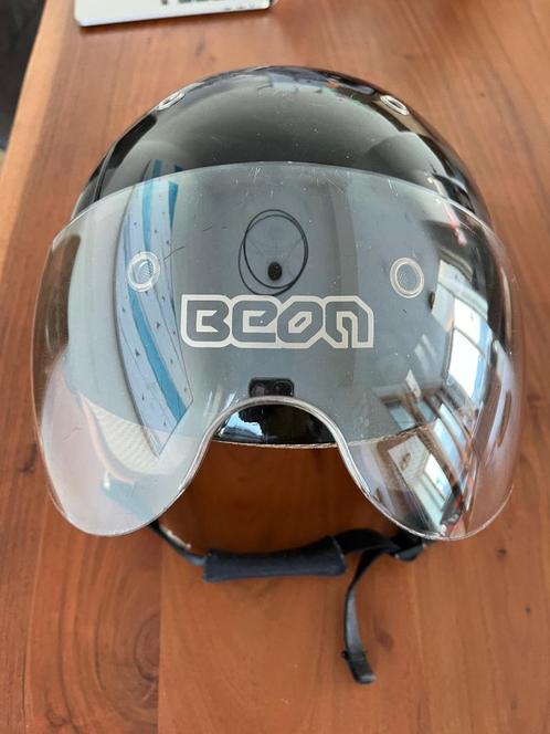 Beon Junior Helm Zwart (JM)