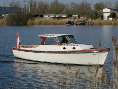 Berg Boats 28 Classic Cabin