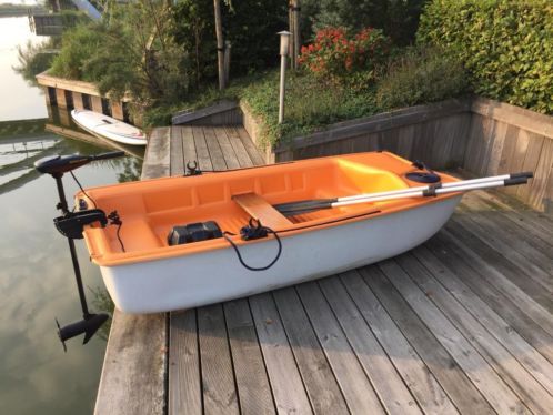 Bic Sport 252 roeibootje met MinnKota elektromotor en accu 