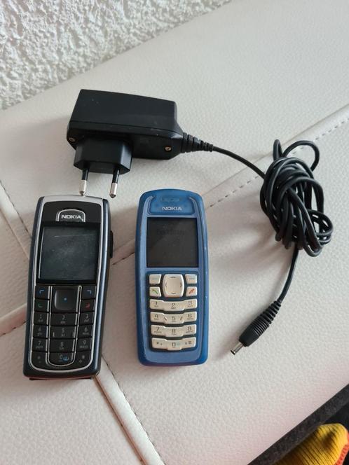 Bijna gratis 2x Nokia telefoons,1oplader,15