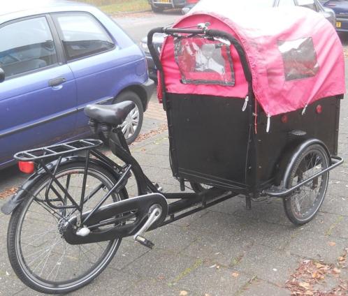 Bijna gratis af te halen BAKFIETS KANGOO voor 4 kinderen