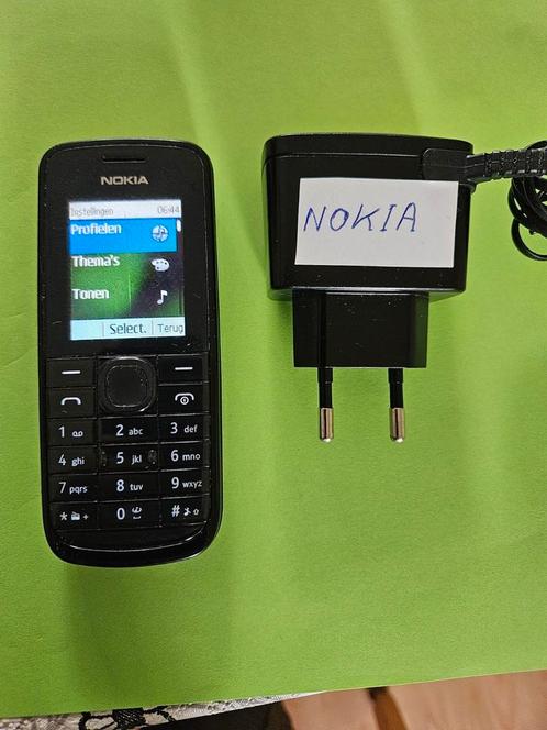 Bijna gratis goed werkende Nokia telefoon model 113,voor 8