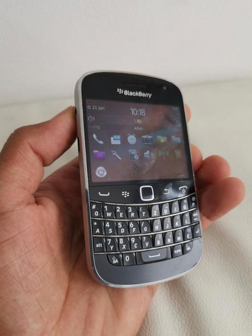 Bijna nieuw blackberry bold 9900 black edition.