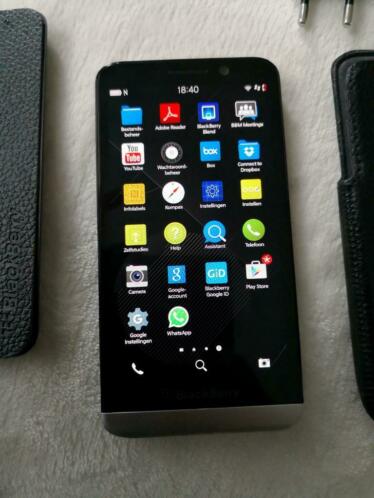 Bijna nieuw blackberry Z30 met whatsaap en playstore app