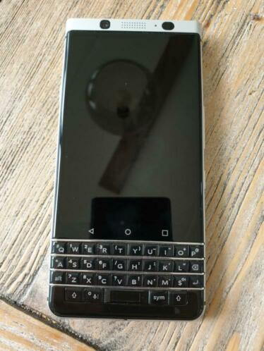 Bijna nieuwe BlackBerry keyone