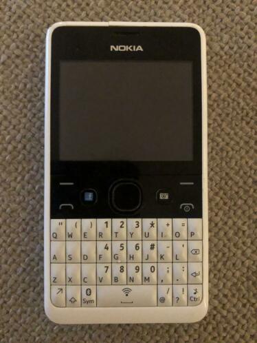 Bijna vintage Nokia RM929,  QWERTY toetsenbord, 