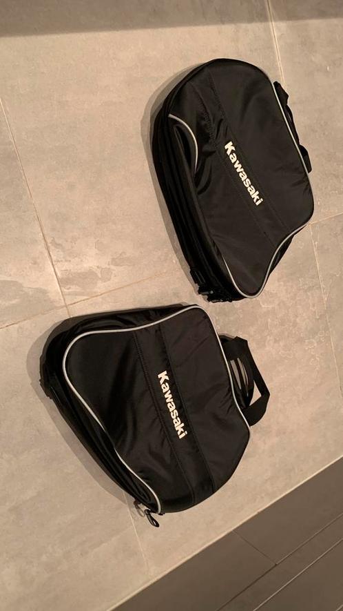 Binnen tassen Kawasaki Versys 2x ,nooit gebruikt binnentas