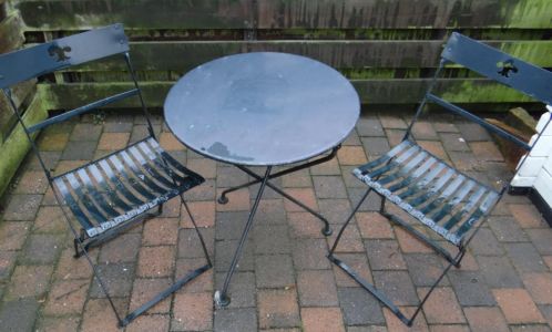bistro set 2 stoeltjes  tafeltje