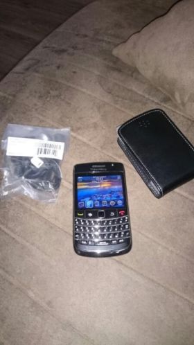 Black berry 9700 bold